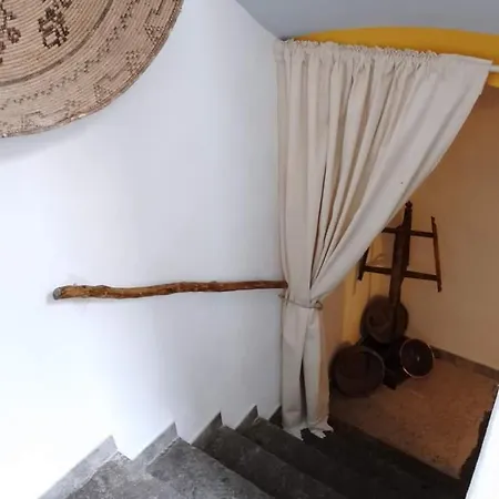 Ammentos Bed & Breakfast Magomadas