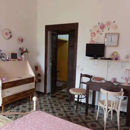Ammentos Bed & Breakfast *